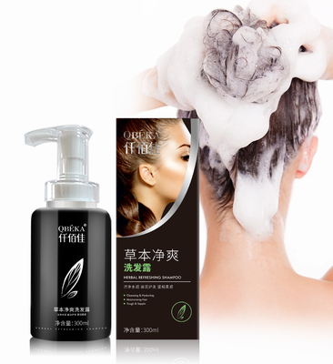 Logo personnalisé par le client Shampooing rafraîchissant les cheveux à base de plantes pour les produits OEM ODM