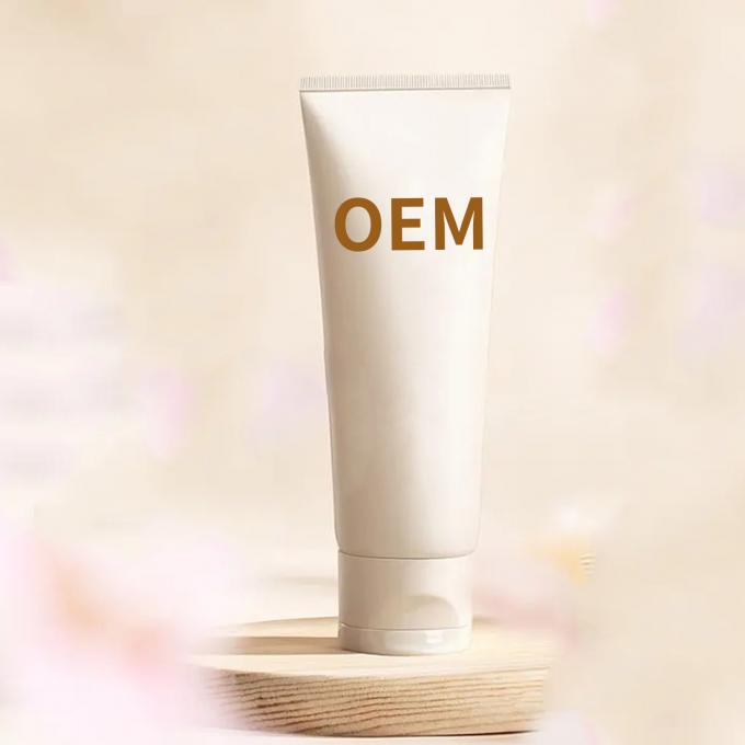 Légume de nettoyage du visage hydratant sans parfum avec niacinamide pour les femmes 0