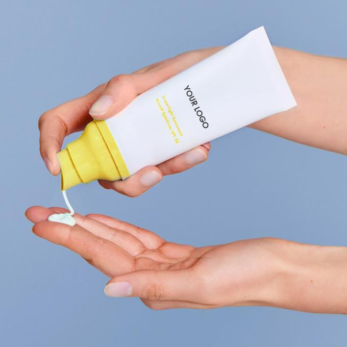 Protéger les hommes contre le soleil Étiquette privée SPF 30 Crème solaire avec oxyde de zinc 1