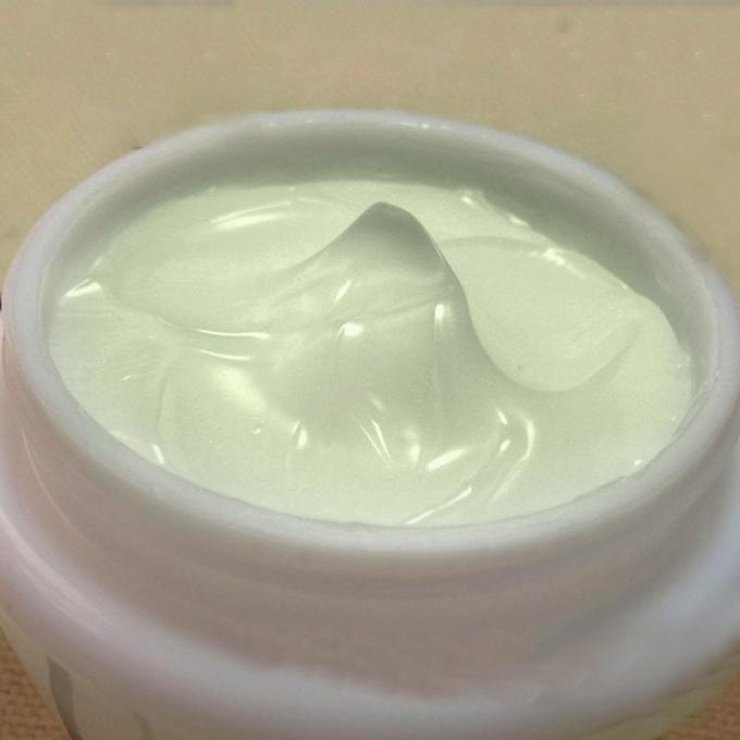 Une crème de massage efficace pour maigrir et renforcer le ventre 2