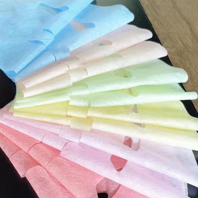 Masque facial en acide hyaluronique multicolore pour hydrater et éclairer la peau unisexe 1