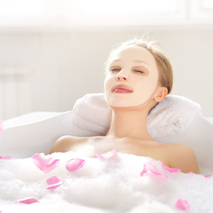 Démaquillant à mousse durable avec GMPC original non irritant et 100% extrait naturel 0